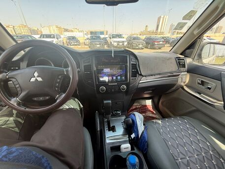 SAR 31,000 | Mitsubishi Pajero 3.8 V6 2016 | Automatic | 208,000 KM