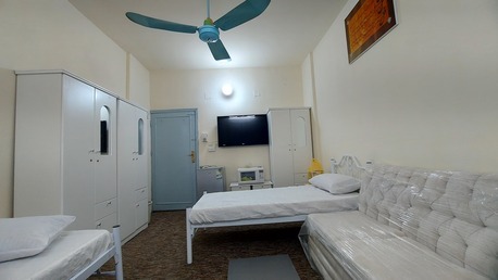 SAR 550/Month | VIP Bed Spaces Available in Furnished Flat | Near T-Shoes Safa-B
