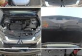 SAR 42,000 | Mitsubishi Outlander Full Option 2019 | Automatic | 150,000 KM | Keyless Start | 7 Seater