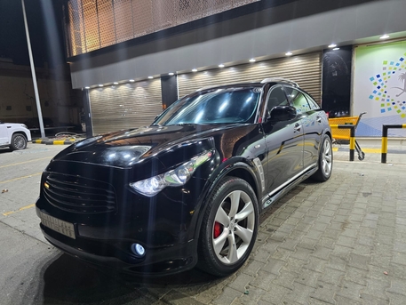 SAR 26,000 | Infiniti FX 2010 | Automatic | 245,000 KM | Full Option | Negotiable