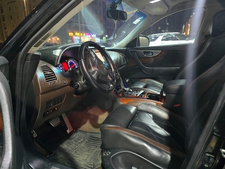 SAR 26,000 | Infiniti FX 2010 | Automatic | 245,000 KM | Full Option | Negotiable