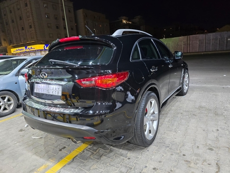 SAR 26,000 | Infiniti FX 2010 | Automatic | 245,000 KM | Full Option | Negotiable