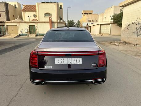 SAR 135,000 | Hongqi H9 5.0 TD Turbo Fully Loaded 2021 | Automatic | 51,000 KM | Panoramic Sunroof