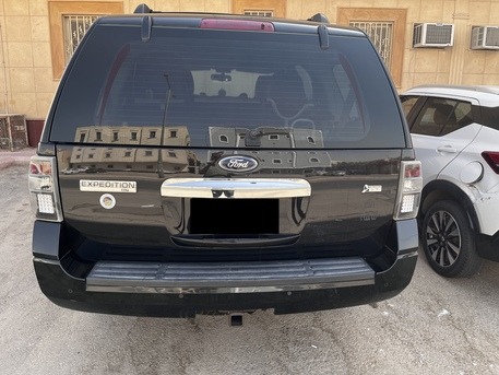 SAR 37,000 | Ford Expedition XLT 4×4 2014 | Automatic | 246,000 KM | Neat Condition