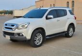 SAR 67,000 | Isuzu MU-X 3.0 TD Mid Option 2022 | Automatic | 157,000 KM | Diesel