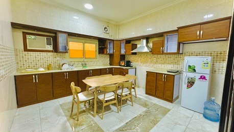 Furnished Studio Rooms & Apartments for Rent