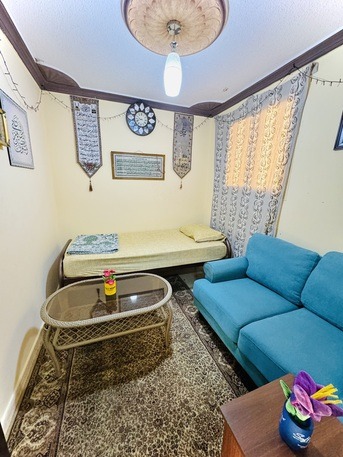 Furnished Studio Rooms & Apartments for Rent