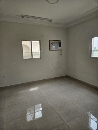 SAR 30,000/Year | 3-Bedroom Flat | First Floor | 5 A/C Units Installed | Yanbu Industrial City (Jabriyah-6)
