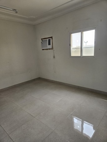 SAR 30,000/Year | 3-Bedroom Flat | First Floor | 5 A/C Units Installed | Yanbu Industrial City (Jabriyah-6)