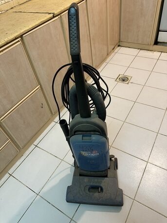 SAR 150 | Vacuum Cleaner | For Sale