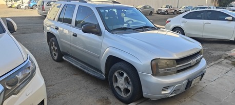 SAR 17,500 | Chevrolet Trailblazer 2007 | Automatic | 242,000 KM | Well Maintained | Urgent Sale