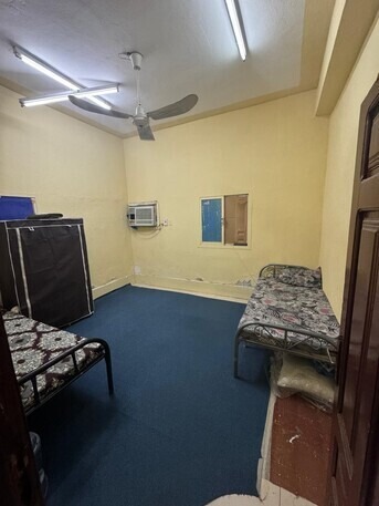 SAR 300/month | Bed Space in 2 BHK Flat | 2 Bathrooms | For Muslims