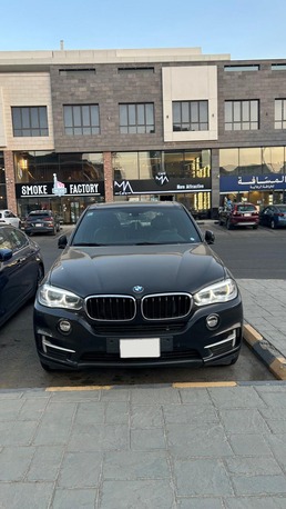 SAR 65,000 | BMW X5 xDrive35i 2016 | Automatic | 160,000 KM | Good Condition