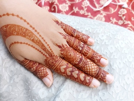 Mehandi|henna Artist
