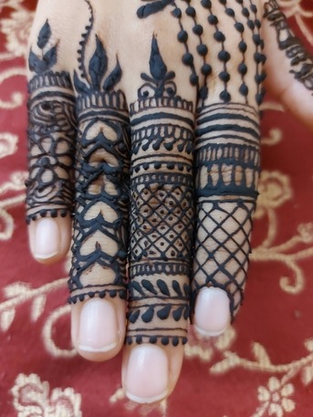 Mehandi|henna Artist