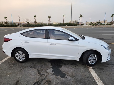 SAR 45,000 | Hyundai Elantra 2019 | Automatic | 112,216 KM