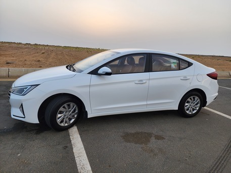 SAR 45,000 | Hyundai Elantra 2019 | Automatic | 112,216 KM