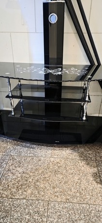 SAR 100 | Glass TV Stand for LCD/LED TVs