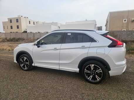 SAR 75,000 | Mitsubishi Eclipse Cross GLS CVT HL 2024 | Automatic | 92,000 KM