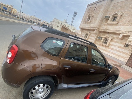 SAR 12,000 | Renault Duster 2013 | 2.0L Petrol | Automatic | 178,000 KM | FWD 4×2