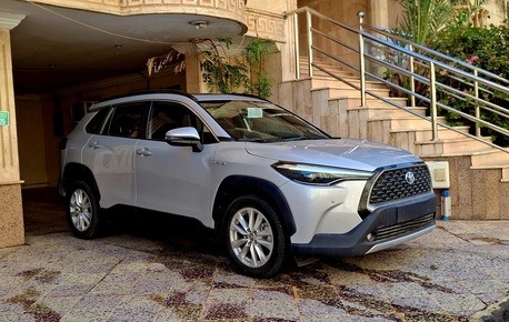 SAR 82,000 | Toyota Corolla Cross Hybrid 2024 | Automatic | 9,000 KM