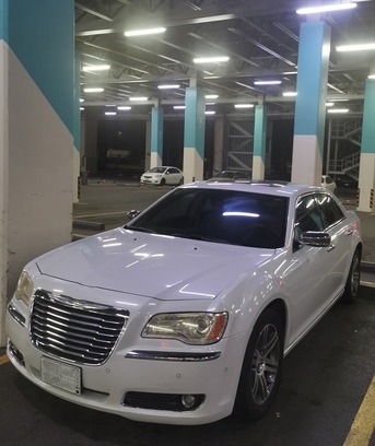 SAR 42,000 | Chrysler 300C 2014 | Automatic | 122,000 KM | Accident-Free