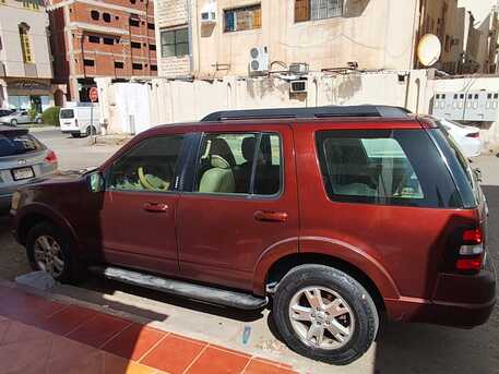 Ford Explorer XLT 2010 | Automatic | 410,000 KM | Original Factory Paint | Fully Maintained