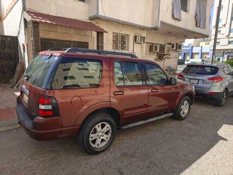 Ford Explorer XLT 2010 | Automatic | 410,000 KM | Original Factory Paint | Fully Maintained