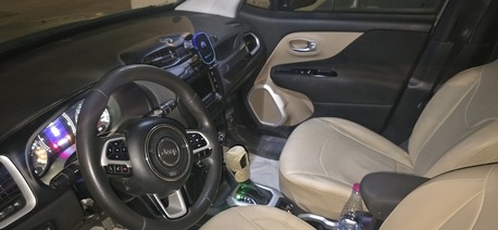 SAR 28,000 | Jeep Renegade 2016 | Automatic | 256,000 KM