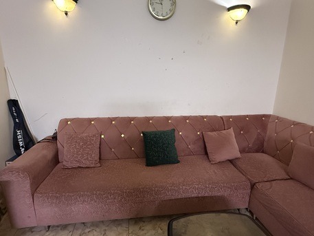 SAR 100|Sofa