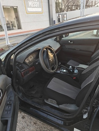 SAR 12,200 | Mitsubishi Galant 2011 | Automatic | 3.8L V6 24-Valve | 514,000 KM