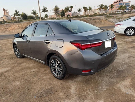 SAR 40,000 | Toyota Corolla GLI 2018 | Automatic | 400,000 KM