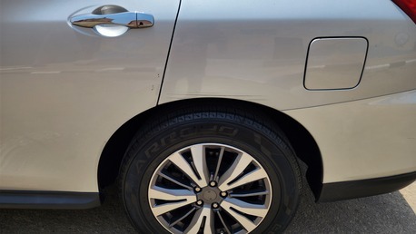 SAR 45,000 | Nissan Pathfinder 2018 | Automatic | 220,000 KM