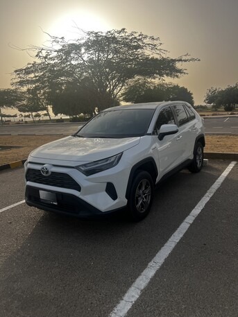 SAR 85,000 | Toyota RAV4 Hybrid LE 2022 | Automatic | 83,500 KM | Excellent Condition