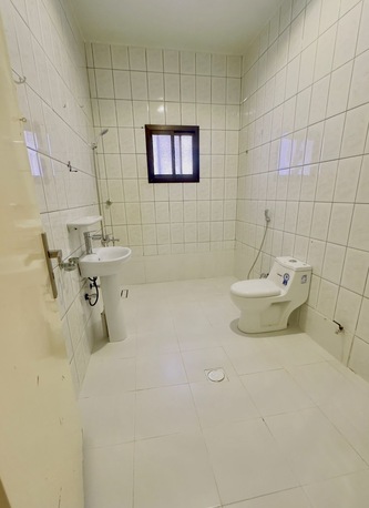 SAR 1,700/month | Executive Bedspace | Near Tahlia Street & Bank Albilad Metro | Al Olaya, Riyadh
