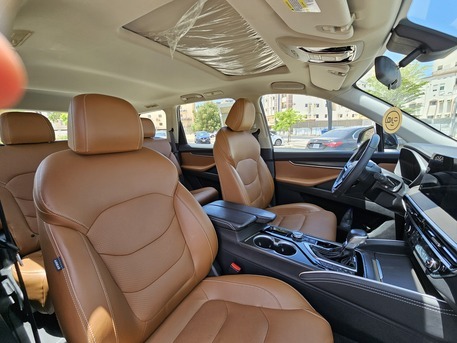 SAR 78,000 | Maxus D90 2023 | Automatic | 26,000 KM | Executive 7-Seater | AWD 4×4 | 2.0L Turbo Petrol