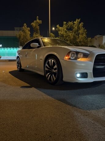 SAR 36,000 | Dodge Charger R/T 2013 | Automatic | V8 | 220,000 KM