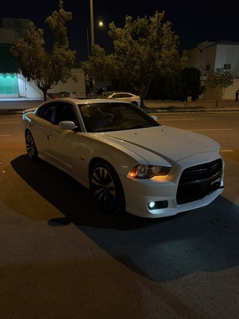 SAR 36,000 | Dodge Charger R/T 2013 | Automatic | V8 | 220,000 KM