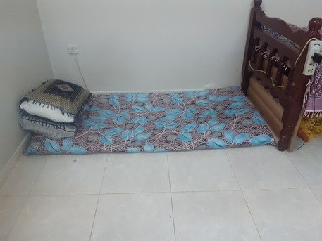RL 300/month | Bed Space Available | Hindi & Pakistani Occupants