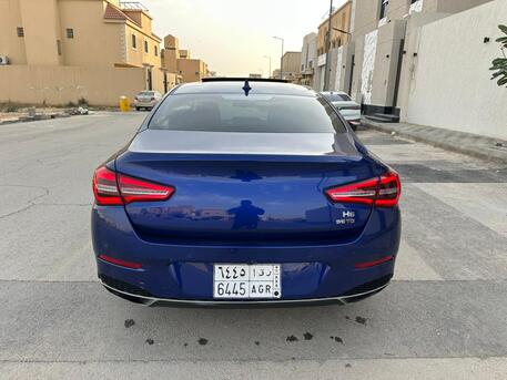 SAR 40,000 | Hongqi H5 2022 | Automatic | 105,000 KM | Fully Loaded | Panoramic Sunroof