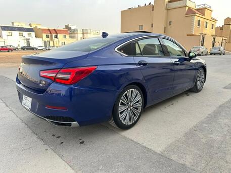 SAR 40,000 | Hongqi H5 2022 | Automatic | 105,000 KM | Fully Loaded | Panoramic Sunroof