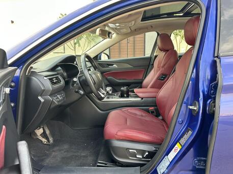 SAR 40,000 | Hongqi H5 2022 | Automatic | 105,000 KM | Fully Loaded | Panoramic Sunroof