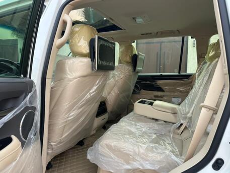 SAR 375,000 | Lexus LX 570 S 2020 | Automatic | 50,000 KM | Fully Loaded | Sunroof | 4×4 | First Owner | Accident Free