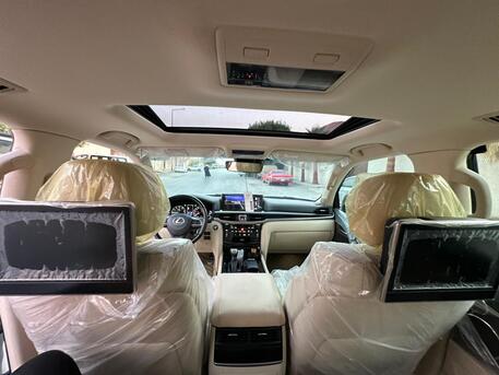 SAR 375,000 | Lexus LX 570 S 2020 | Automatic | 50,000 KM | Fully Loaded | Sunroof | 4×4 | First Owner | Accident Free