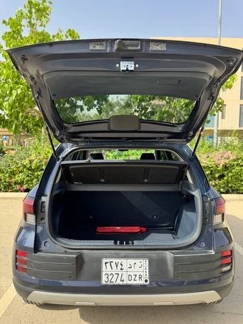 SAR 60,000 | Hyundai Venue 2024 | Automatic | 31,000 KM | 1.0L Turbo | For Sale or Lease Transfer