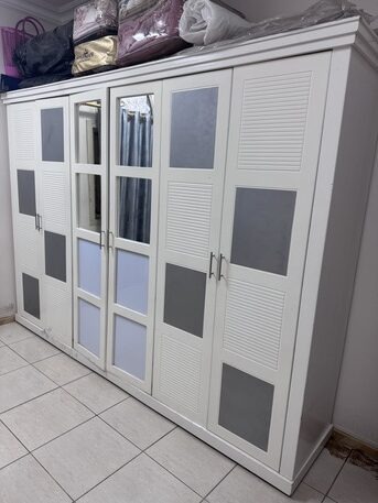 SAR 1700|Bedroom Set & Dining Set