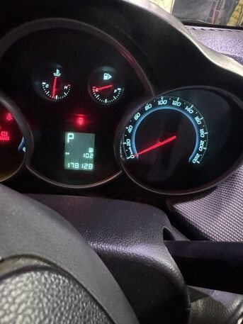 SAR 18,000 | Chevrolet Cruze LS 2013 | Automatic | 179,000 KM | Clean Condition