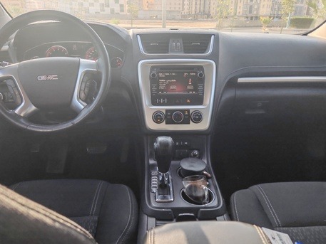 SAR 27,000 | GMC Acadia 2015 | Automatic | 250,000 KM | Excellent Condition