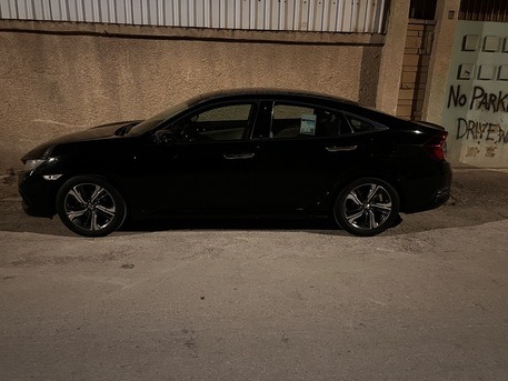 SAR 45,000 | Honda Civic Touring 2020 | Automatic | 207 KM | Touring Trim | Very Good Condition