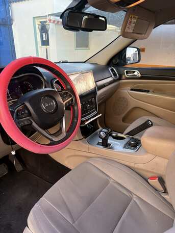 SAR 35,000 | Jeep Grand Cherokee 2014 | Automatic | 360,000 KM